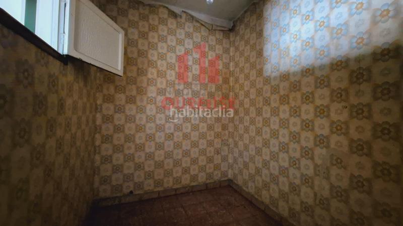 Foto c3f8d4cf-8e7a-4fc9-9fb0-81db211ccb5b. Piso venta de piso para reformar en o Couto, a cinco minutos caminado del centro en Ourense