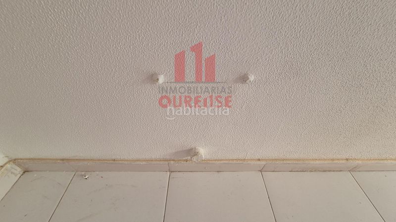 Foto 29e80bc9-033a-4b1d-85df-9a280f2e8e20. Miete büro in Centro Ourense