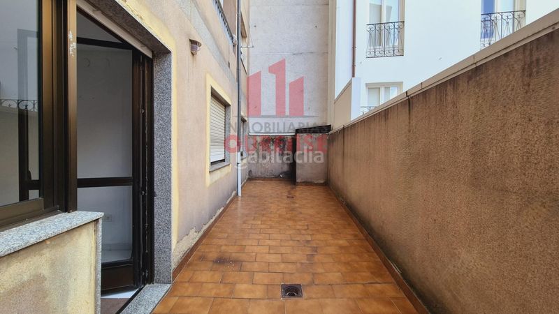 Foto 6e3f4992-f9b6-404f-9d10-243ab3862d2d. Miete büro in Centro Ourense