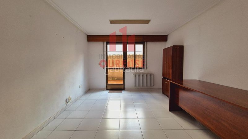 Foto 7f80f354-968d-45c2-a2d1-84cffd3374bb. Miete büro in Centro Ourense