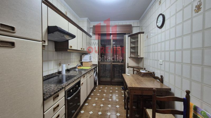 Foto 31d4f912-f7aa-4994-9ca2-472c3d854c59. Lloguer pis amb calefacció a Couto Ourense