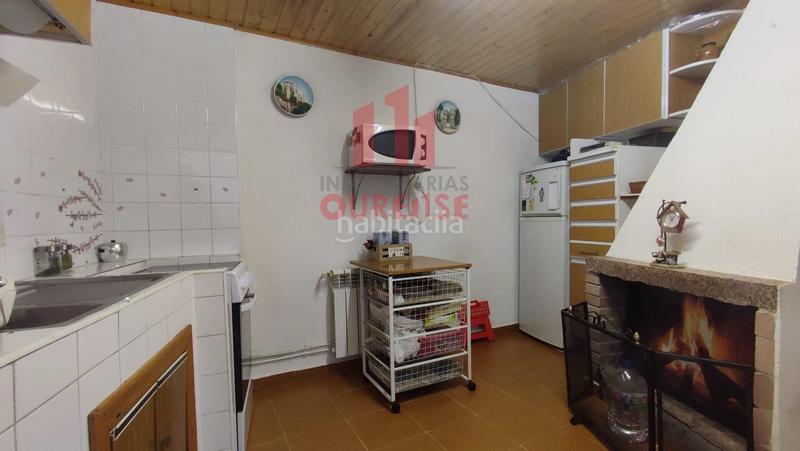 Foto 3fe76492-5a13-4ab3-816e-0e1d4c45f6d0. Casa oportunidad! conjunto de dos casas pareadas con parcela trasera en Ribadavia