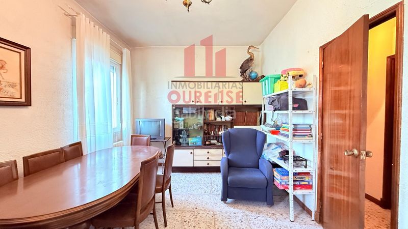 Foto b732a673-7353-43b7-8cce-e024070f19ba. Edificio  compuesto por cuatro viviendas con trasteros y terraza en Mariñamansa. en Ourense