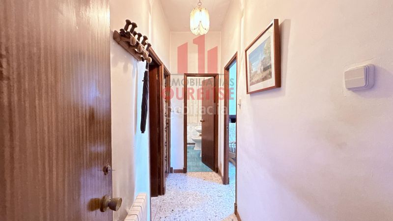 Foto bb0ec76a-7958-4428-8628-93684cabe1af. Edificio  compuesto por cuatro viviendas con trasteros y terraza en Mariñamansa. en Ourense