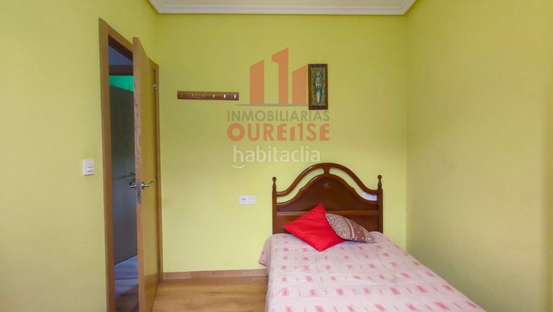 Foto b63beba1-461a-446e-8390-2f53f13855a0. Casa amb aparcament a Ventiun Ourense