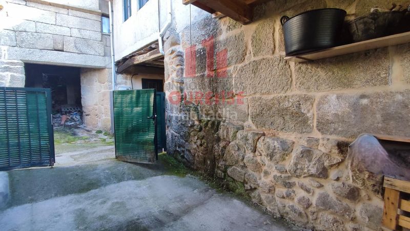 Foto ce3b4bb7-5abd-4de3-b018-dc6d1d00a92a. Casa amb aparcament a Ventiun Ourense