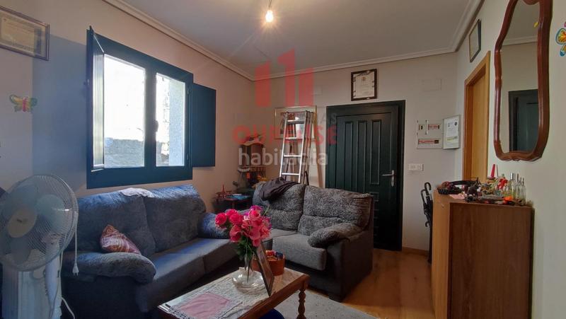 Foto ff0703b8-9f13-4044-b83b-a498a5470148. Haus mit heizung parking in Ventiun Ourense