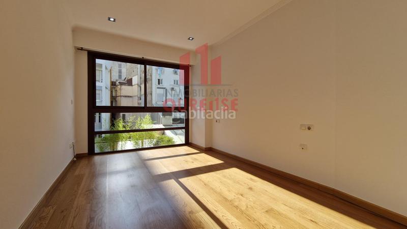 Foto c3575492-1be0-45d4-b07f-184d6b895e30. Appartamento con riscaldamento parcheggio in Centro Ourense