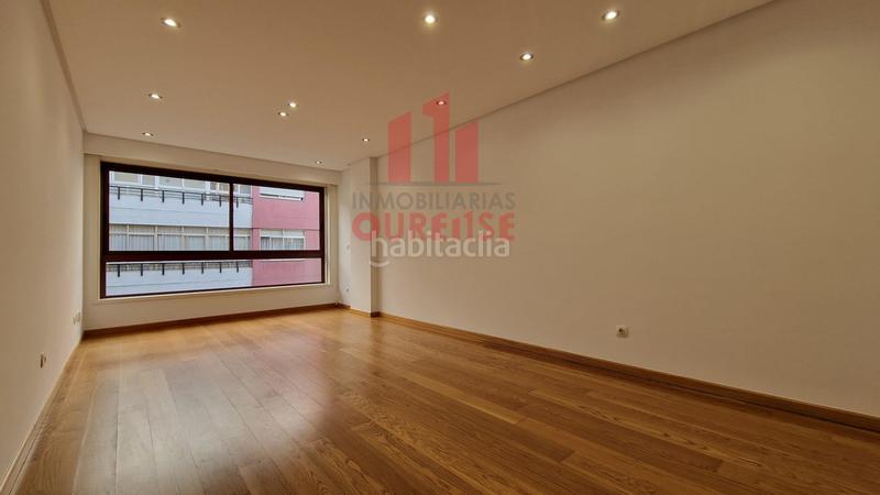 Foto ec957119-55e6-4d22-b848-dc93221a7e10. Appartamento con riscaldamento parcheggio in Centro Ourense