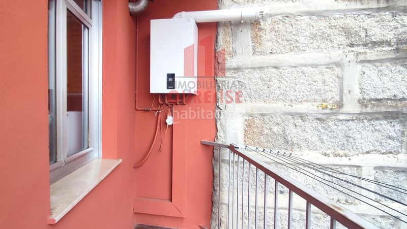 Foto ffa4b552-c14c-4f51-9d88-38cf00310b56. Lloguer pis amb calefacció a Ventiun Ourense