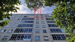 Pis a A Ponte. Amplia vivienda en la zona del puente con inquilino de renta ant