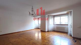 Piso en Centro. Amplia vivienda para reformar en el centro de la ciudad