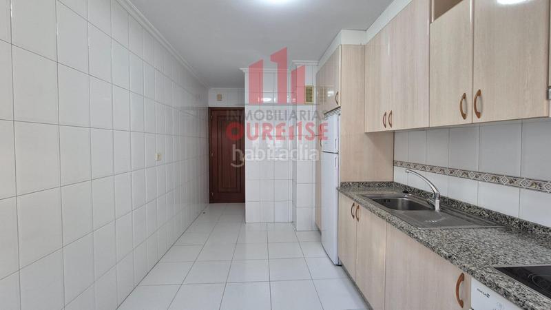 Foto 51c5628d-4884-4312-9b79-a614456cb93b. Lloguer pis amb calefacció aparcament a Couto Ourense