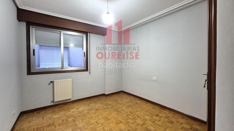 Foto b4a3608b-494a-4ebf-91db-6cb51733c8ed. Rent flat with heating parking in Couto Ourense