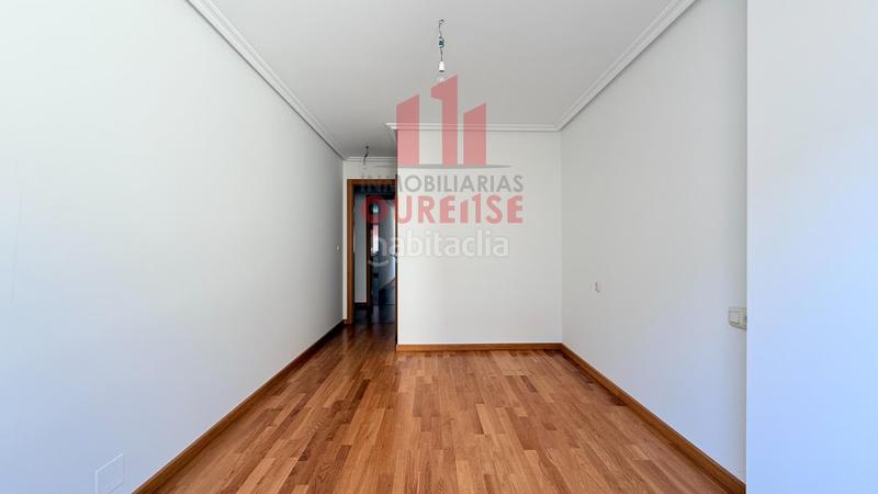Foto edae3e51-20f8-4507-94d8-a9c4933667ae. Pis amb calefacció aparcament a Couto Ourense