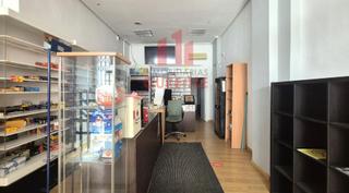 Locale commerciale in Couto