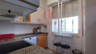 Miete Etagenwohnung in A Carballeira. Piso de tres dormitorios en la carballeira