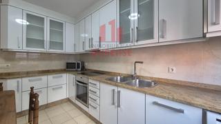 Affitto Appartamento in A Ponte. Amplia y luminosa vivienda, muy próximo a la estación del tren