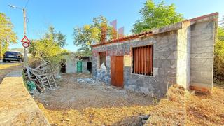 Casa a A Ponte. Casa de planta baja en la zona de oira, proxima al centro de our