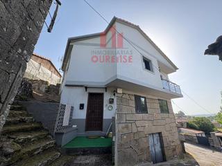 Casa a Nogueira de Ramuín. Venta de casa en moura, nogueira de ramuin