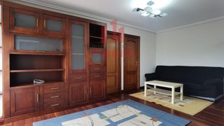 Rent Flat in Vistahermosa. Apartamento con gran terraza, garaje y trastero en vistahermosa