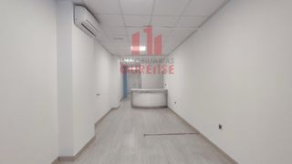Lloguer Local Comercial a Centro. Local acondicionado cerca de los antiguos juzgados de ourense.