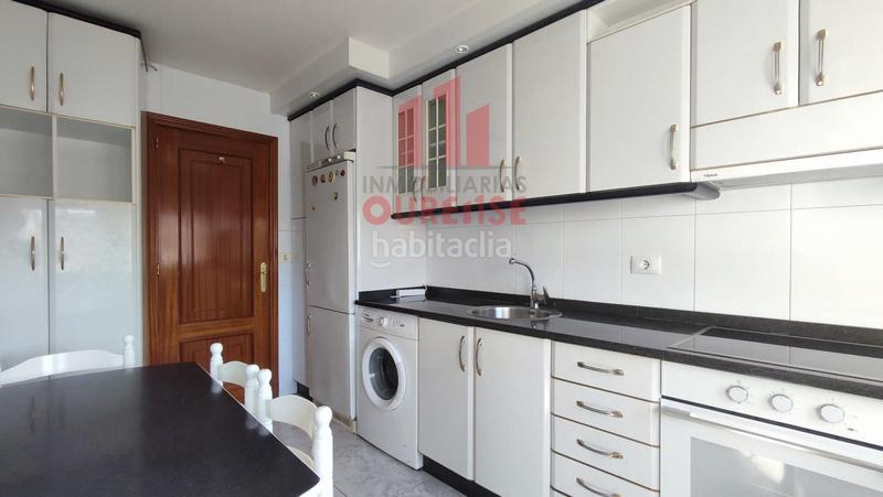 Foto b977728f-ece8-48b4-aa07-2eec8dd6101b. Location appartement avec chauffage dans Mariñamansa Ourense