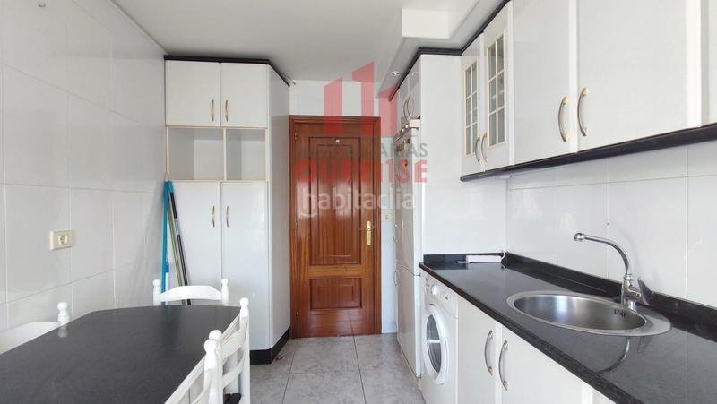 Foto b9db284b-777b-4e6c-a2a1-f4d0bc55e5a2. Location appartement avec chauffage dans Mariñamansa Ourense