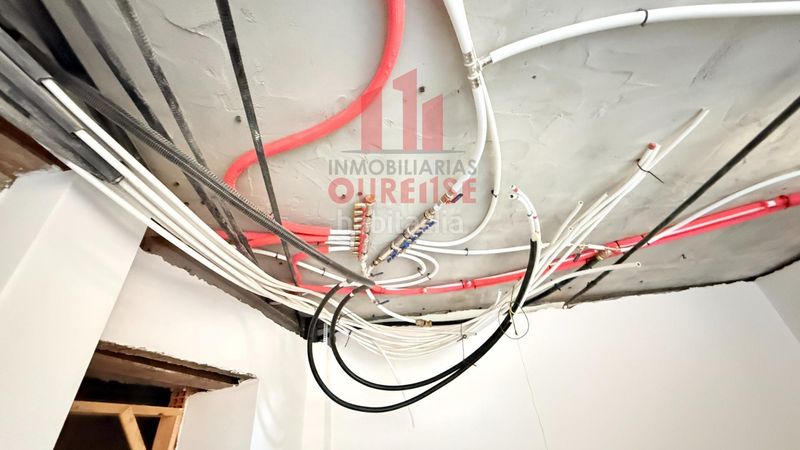 Foto 4bc49225-e0ed-4a2b-ac24-98ba7e0e9e12. Casa amb calefacció aparcament a Ventiun Ourense