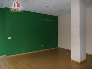 Affitto Locale commerciale in Centro. Local comercial en el centro de ourense