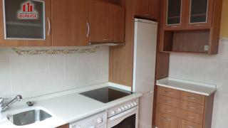 Appartement à A Carballeira. Piso completamente reformado en la carballeira.