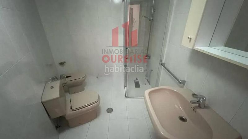 Foto 5ea5f4b4-1b8c-4d2e-a1dd-5ce854110a18. Location appartement avec chauffage parking dans Centro Ourense