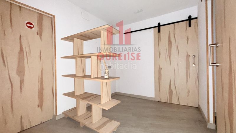 Foto 7b2f6bb0-f9c1-4538-ab8c-21348af0d976. Lloguer local comercial a Centro Ourense