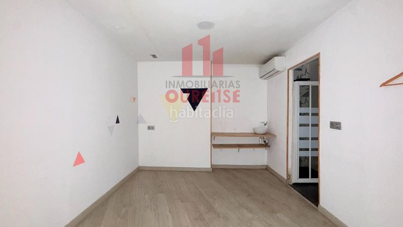 Foto 9b89c2d7-b85d-454a-bee0-140783c40431. Lloguer local comercial a Centro Ourense