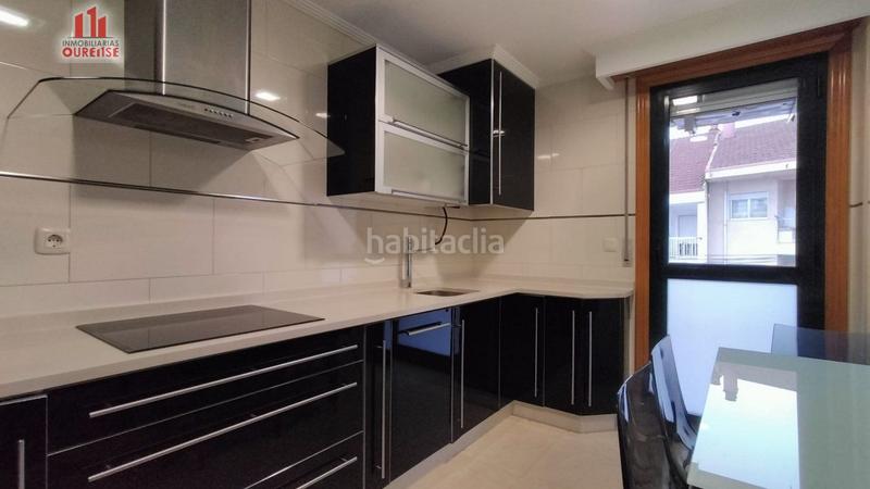 Foto c20e3567-0048-44fe-aac5-fd8245d20a98. Rent flat with heating parking in Couto Ourense