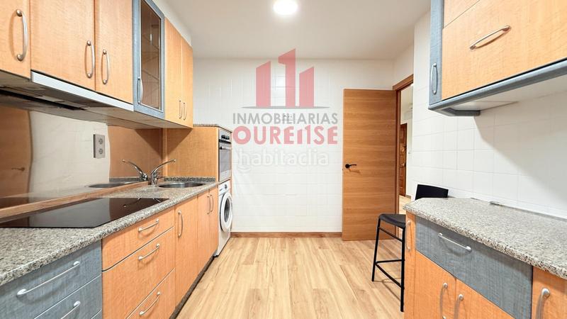 Foto c156f6ab-49f9-416c-a43b-d82bb41ffa5c. Alquiler piso vivienda en la zona universitaria en Ourense