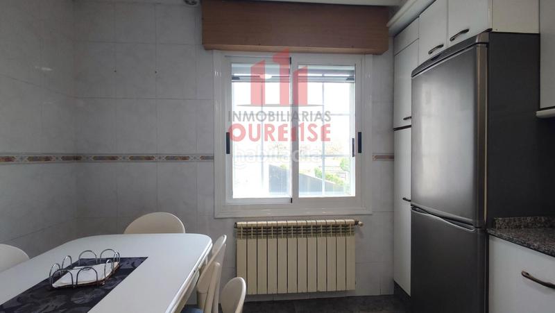 Foto 1ad9d628-e94b-4ea6-b38d-25a5dc435408. Casa con riscaldamento parcheggio in Barrocanes Ourense