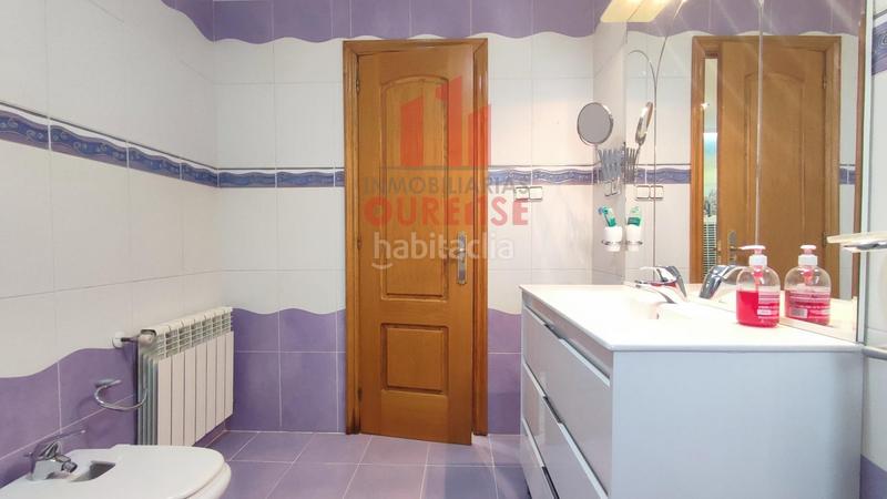 Foto 50f1f09d-6bbd-4592-a0e9-b0619f2ddf2a. Casa con riscaldamento parcheggio in Barrocanes Ourense