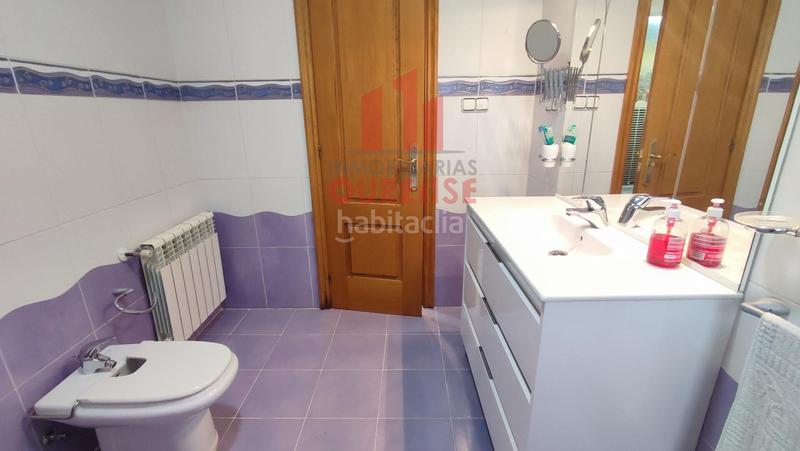 Foto bab92879-458c-4a1e-b239-8ef5ebf56309. Casa con riscaldamento parcheggio in Barrocanes Ourense