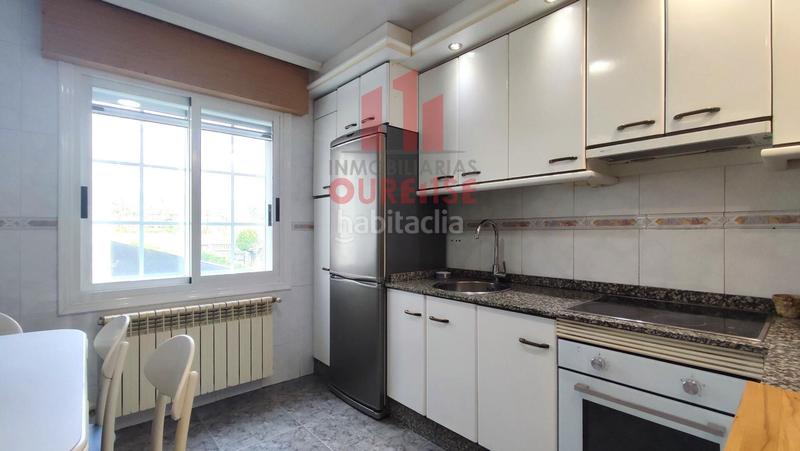 Foto c2536ebe-bce1-46e0-a8de-216e16389ebf. Casa con riscaldamento parcheggio in Barrocanes Ourense