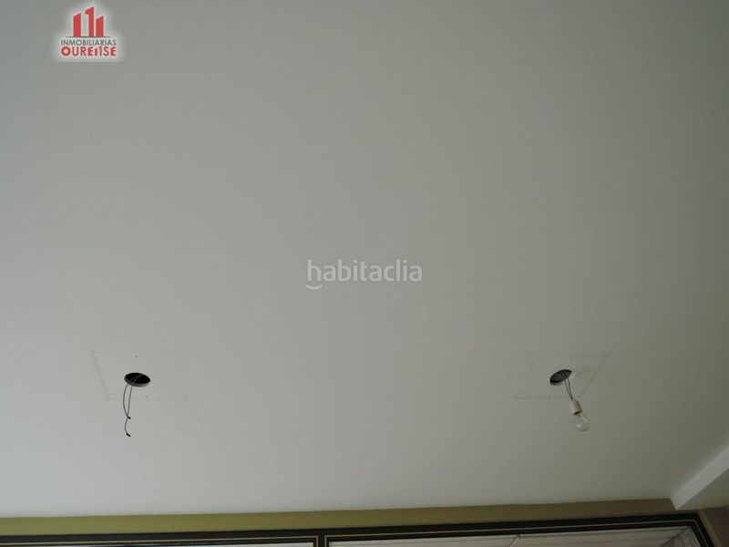 Foto 6af8635d-5aaf-4fcb-8a7d-60e17695f439. Lloguer local comercial a Centro Ourense