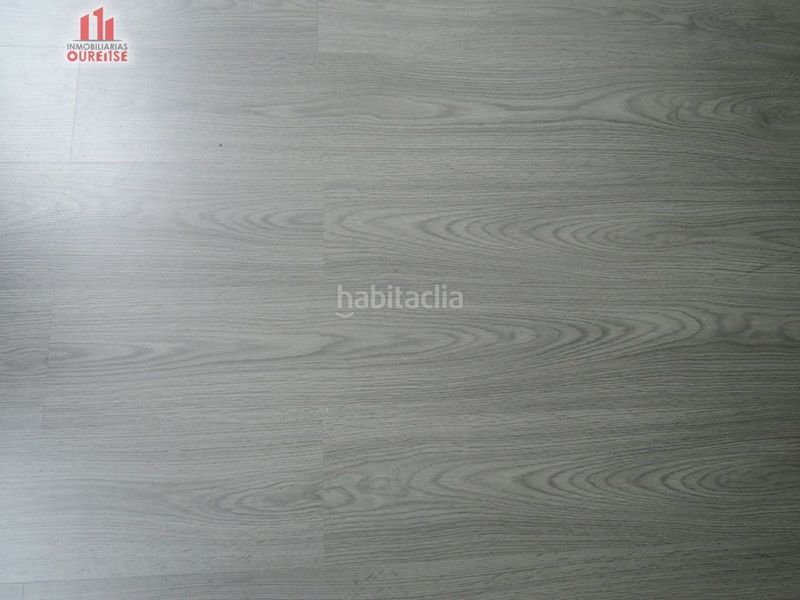 Foto 97dd1358-2013-42ae-9fc5-8ad43df5c432. Lloguer local comercial a Centro Ourense
