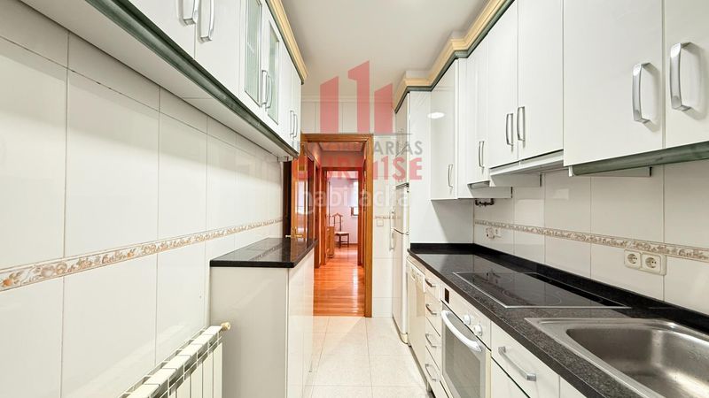 Foto 367f18eb-ea43-41ca-83be-b21b7f8c4584. Rent flat with heating parking in Centro Ourense