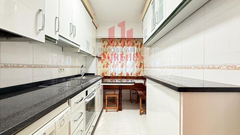 Foto 6267ff2c-34d7-4629-8ff1-9f586283ba05. Rent flat with heating parking in Centro Ourense