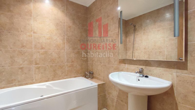 Foto 061c4c6b-03d7-48e6-bed4-81734f3429f1. Lloguer pis amb calefacció aparcament a San Rosendo Ourense
