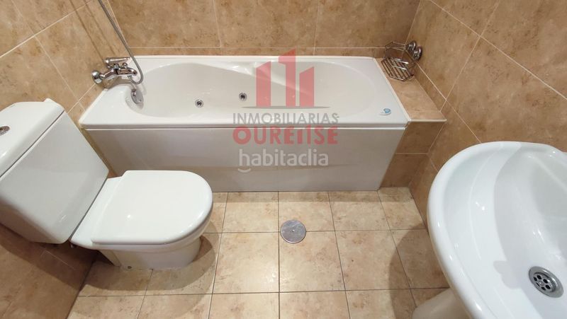 Foto 10b46aba-9d4c-4758-b56e-09666d033c8d. Lloguer pis amb calefacció aparcament a San Rosendo Ourense