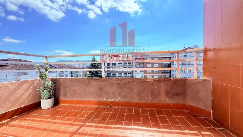 Foto 7e72fd68-7532-4ea9-b8af-ca724483c3d2. Pis a Vistahermosa Ourense