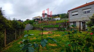 Maison à San Rosendo. Casa de piedra independiente con parcela de más de mil metros en