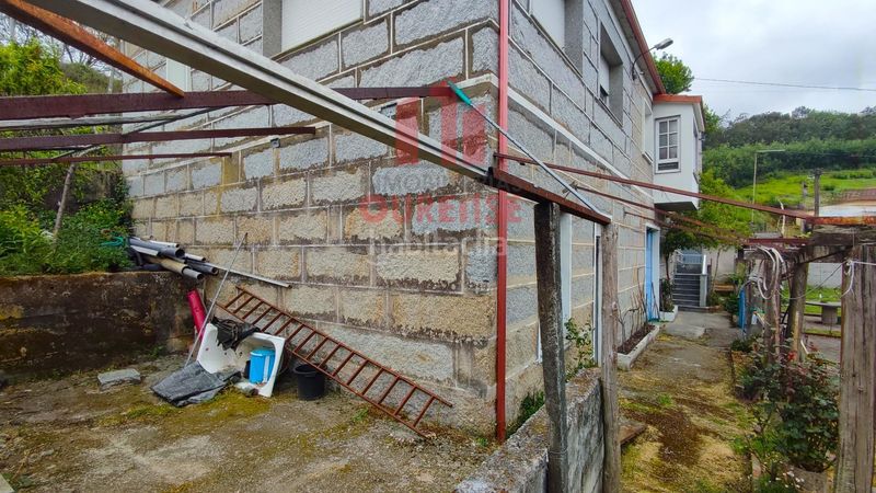 Foto 07f8864a-c3cc-4ae1-823a-3b07a1b3380d. Casa amb calefacció aparcament a San Rosendo Ourense