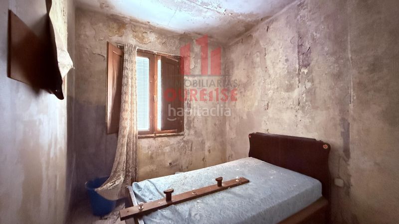Foto dc497e8a-162a-43b2-bc1c-fdc45acb10ab. Edifici a Vistahermosa Ourense